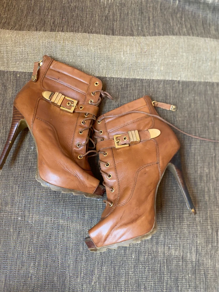 GUESS Boots