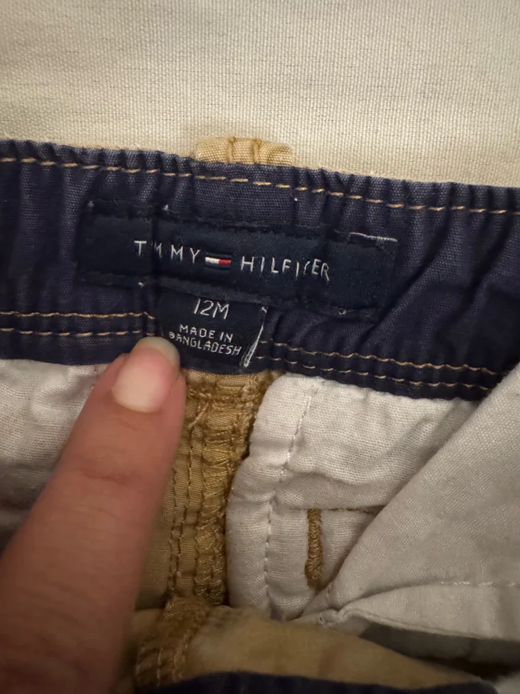 Tommy Hilfiger بناطيل وجيبات، حالة جيدة جداً، مقاس 12–18m، صورة 3