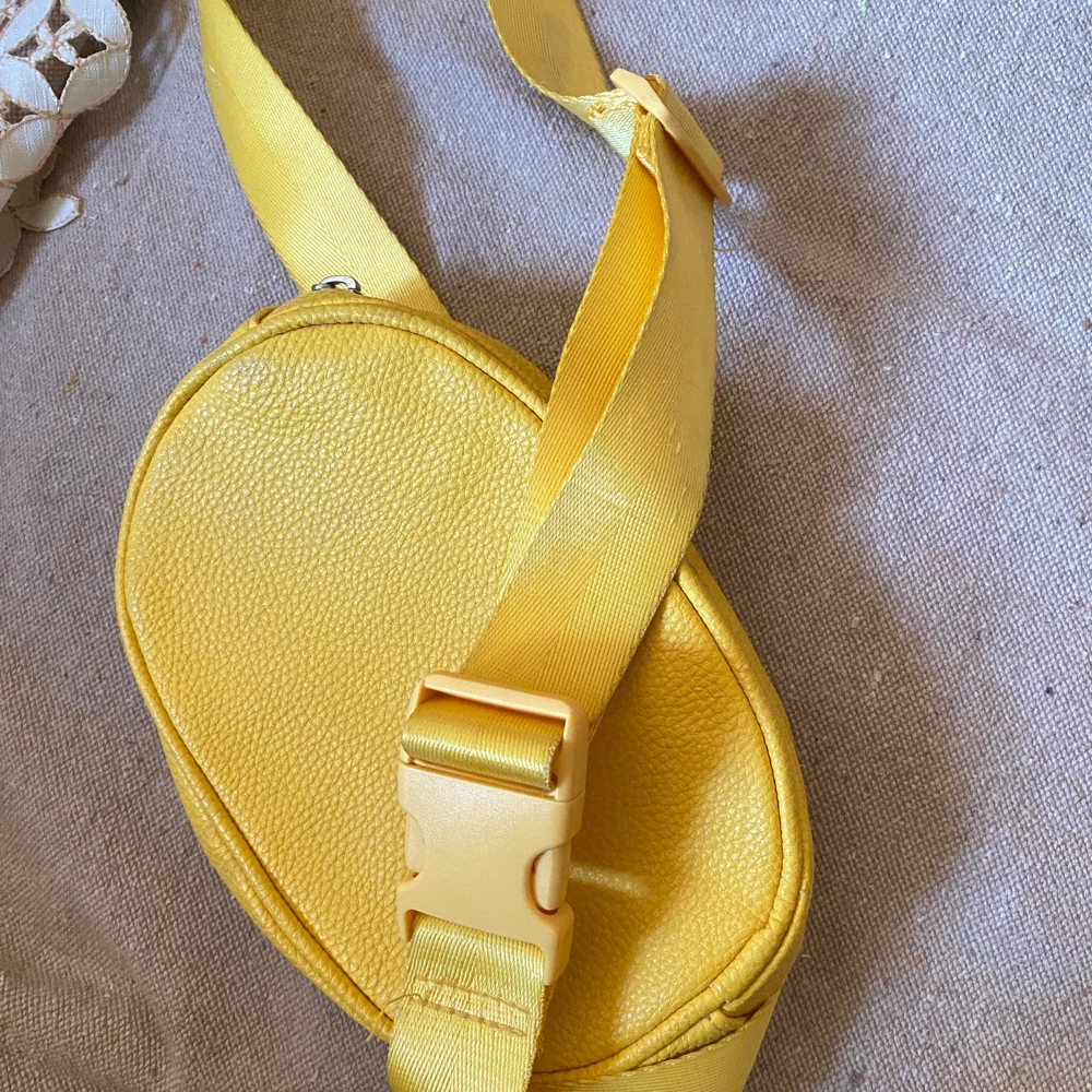 H&M Divided Fanny packs, size Other, photo 2