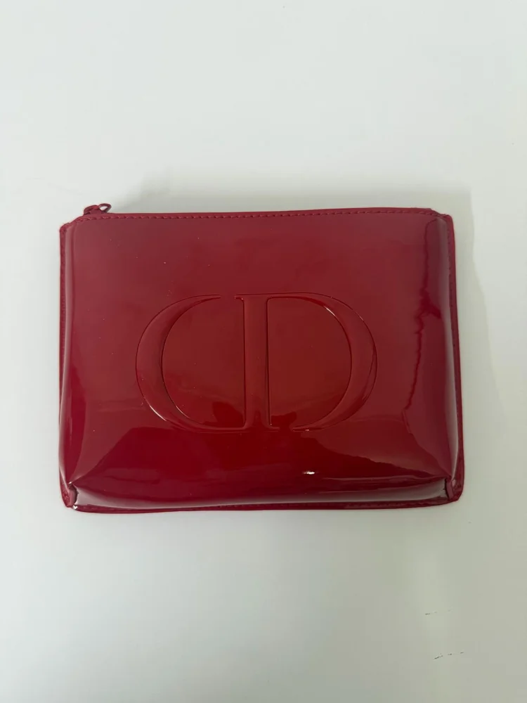 Dior محافظ