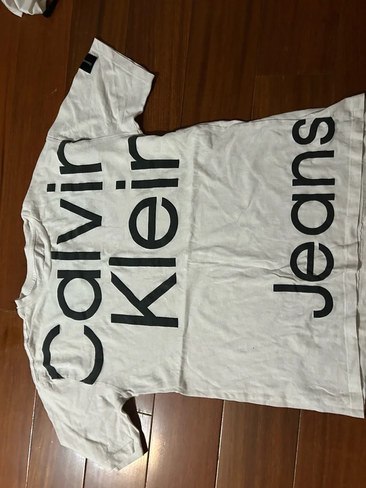 Calvin Klein T-shirts