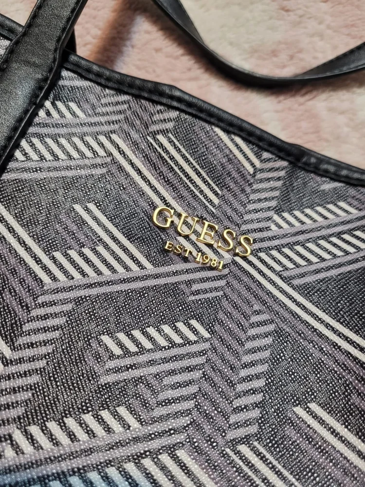 GUESS Tote Bags, Good, photo 2