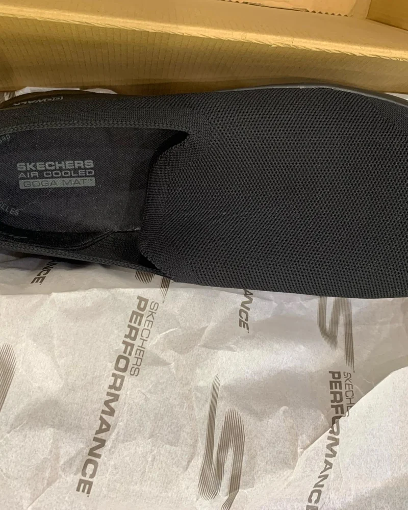 Sketchers Sneakers