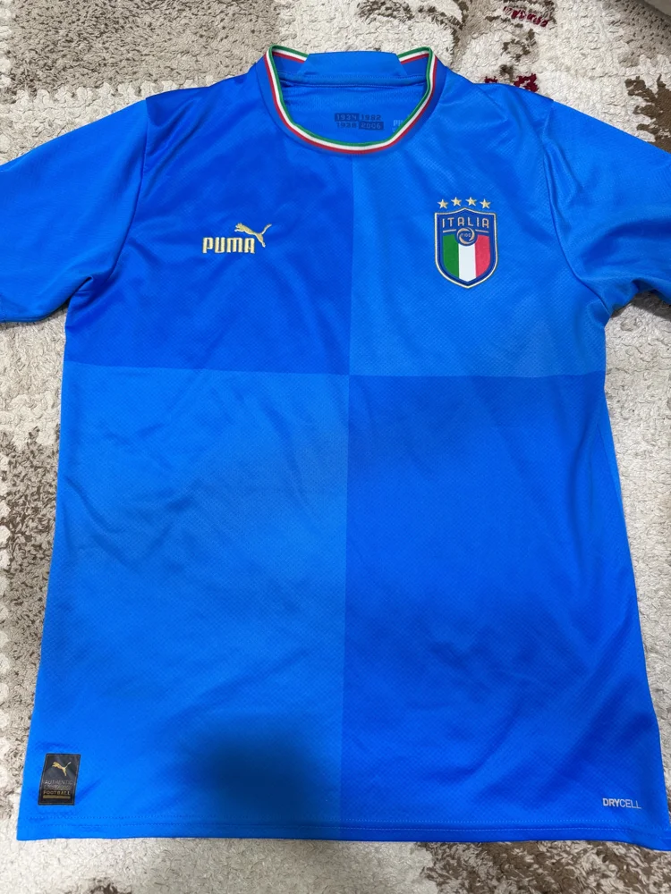 Puma T-shirts