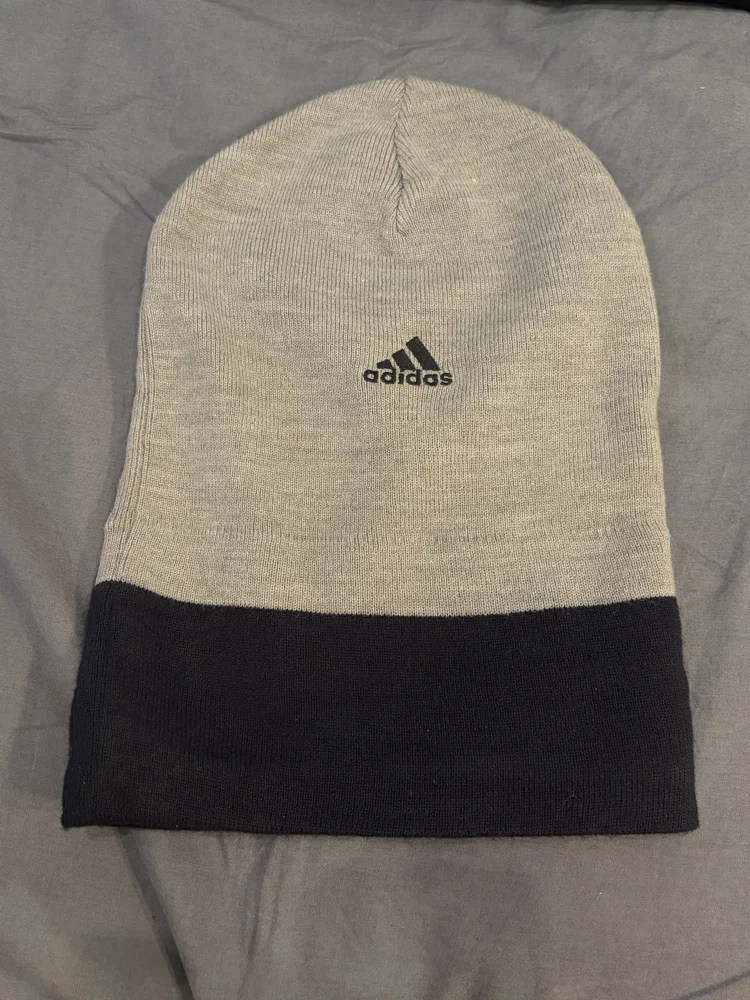 adidas كابات وقبعات