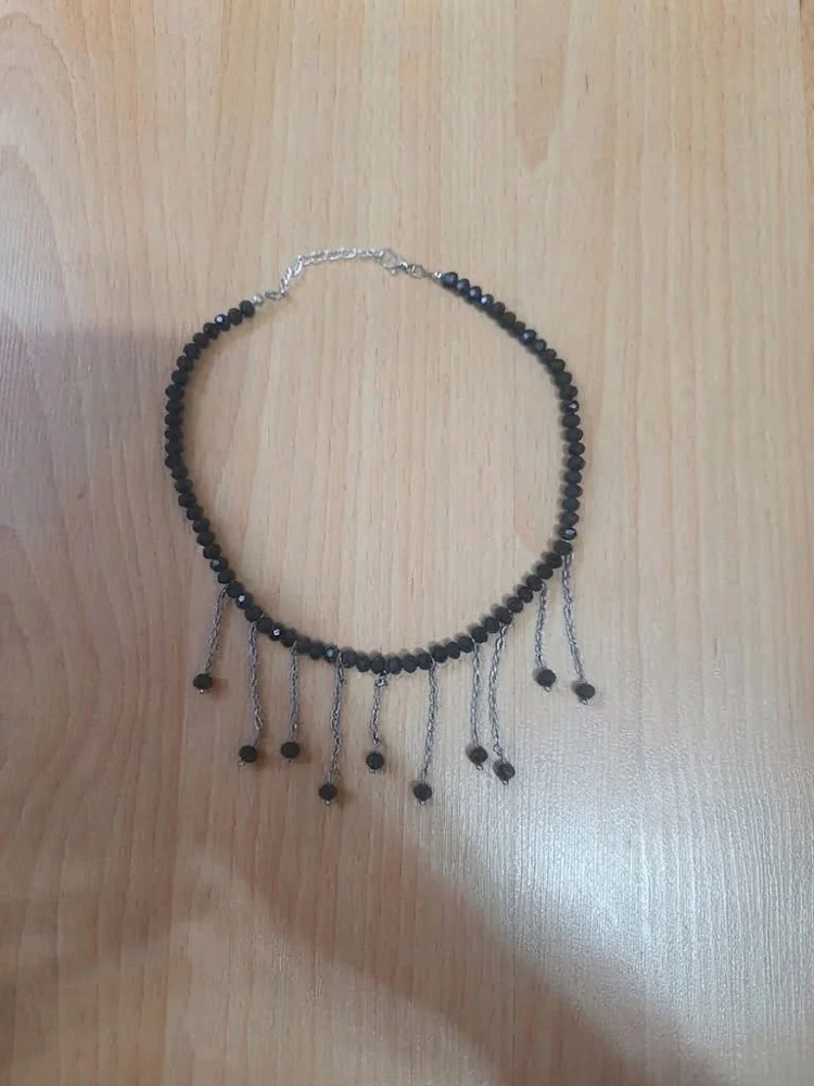 Local سلاسل