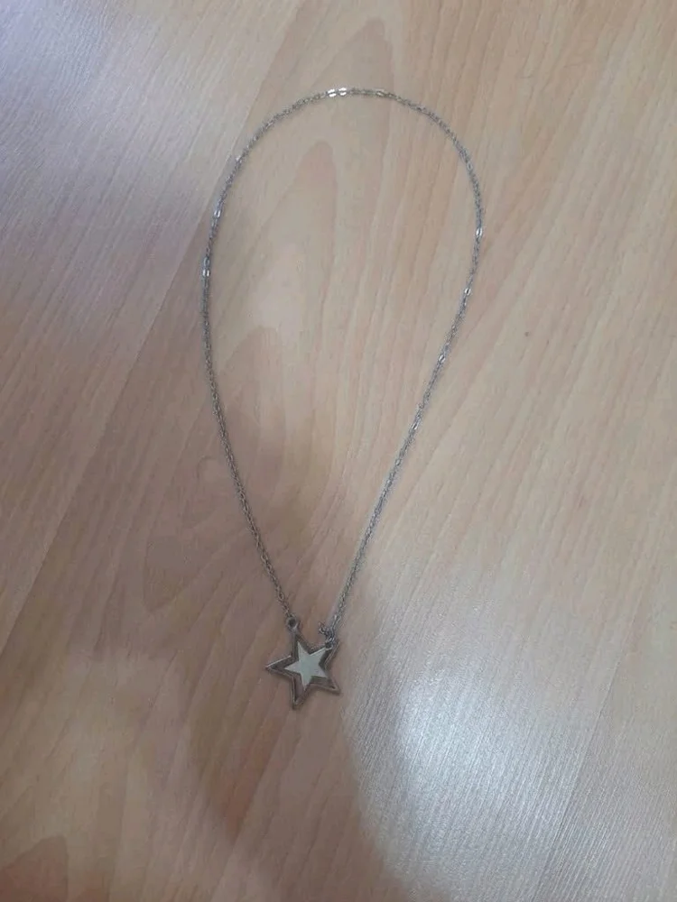 Local سلاسل
