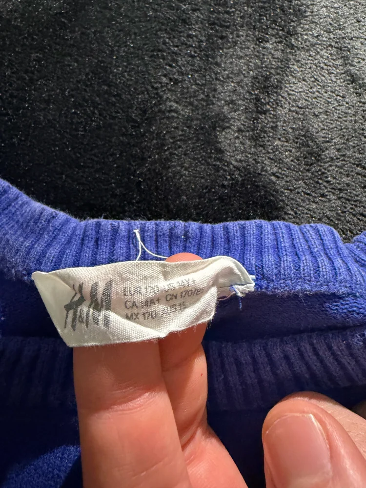 H&M قمصان كم طويل، حالة ممتازة، مقاس S، صورة 4