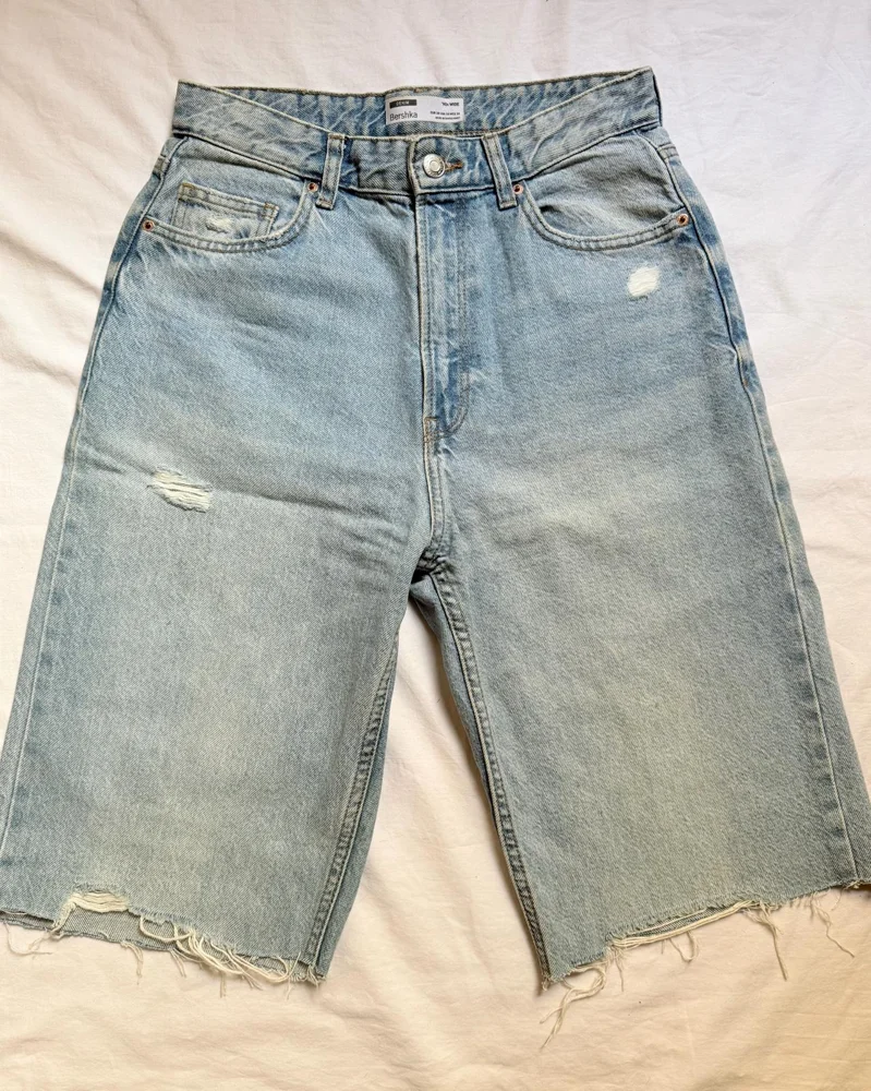 Bershka Shorts