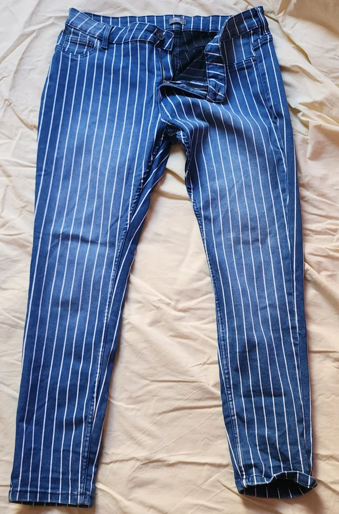 Max Jeans