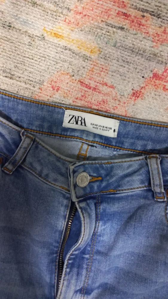 Zara Jeans