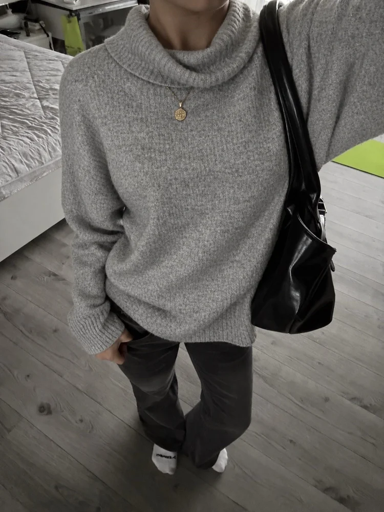 Sweaters & Pullovers