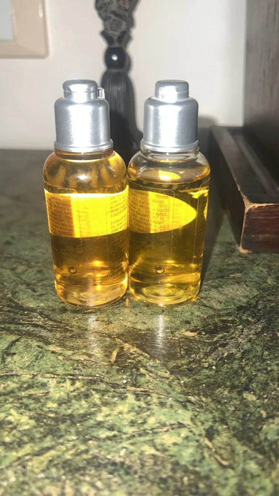 L'Occitane Shampoo, New with tags, photo 2