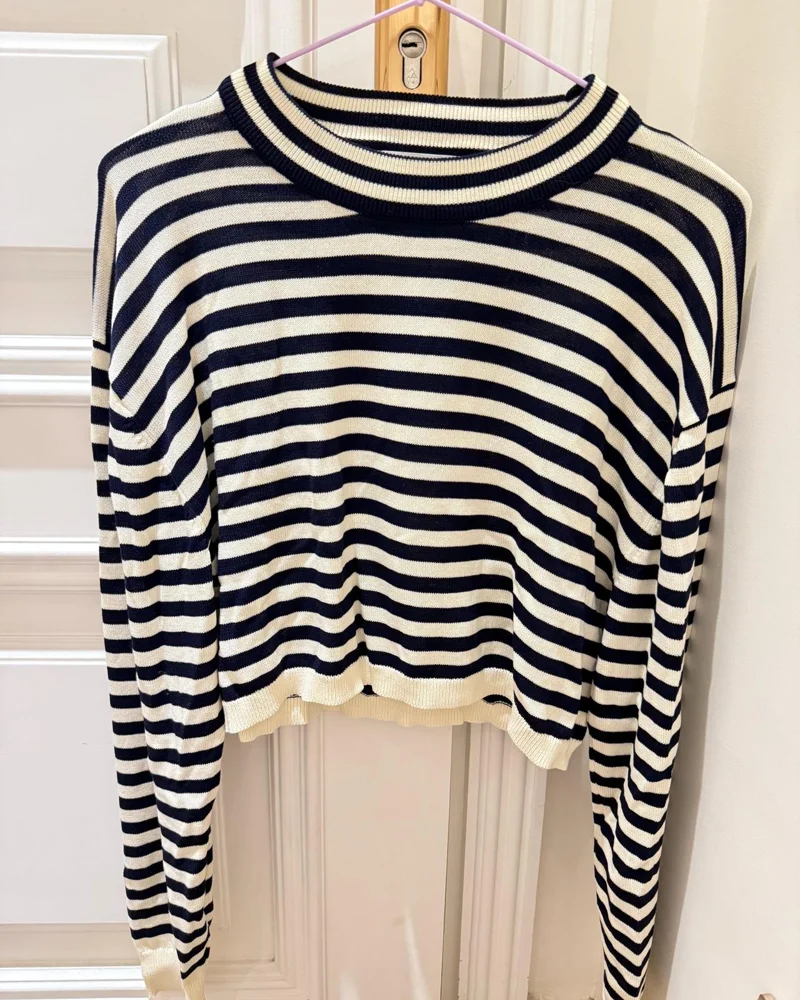 Zara سويترات وبلوفرات