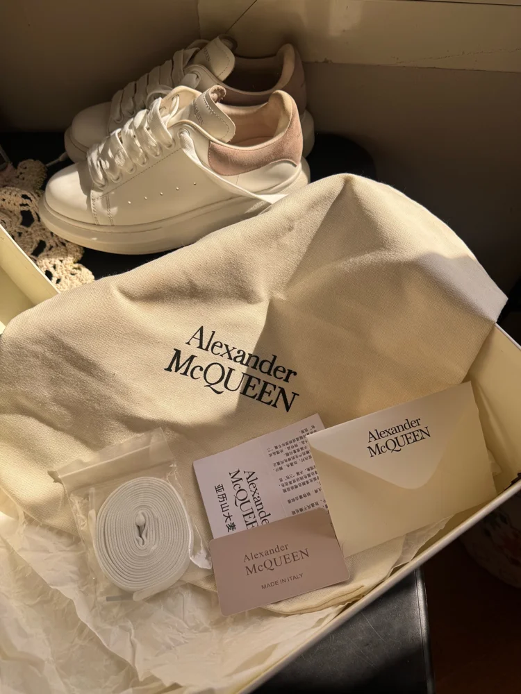 Alexander McQueen Sneakers, size 39, photo 2