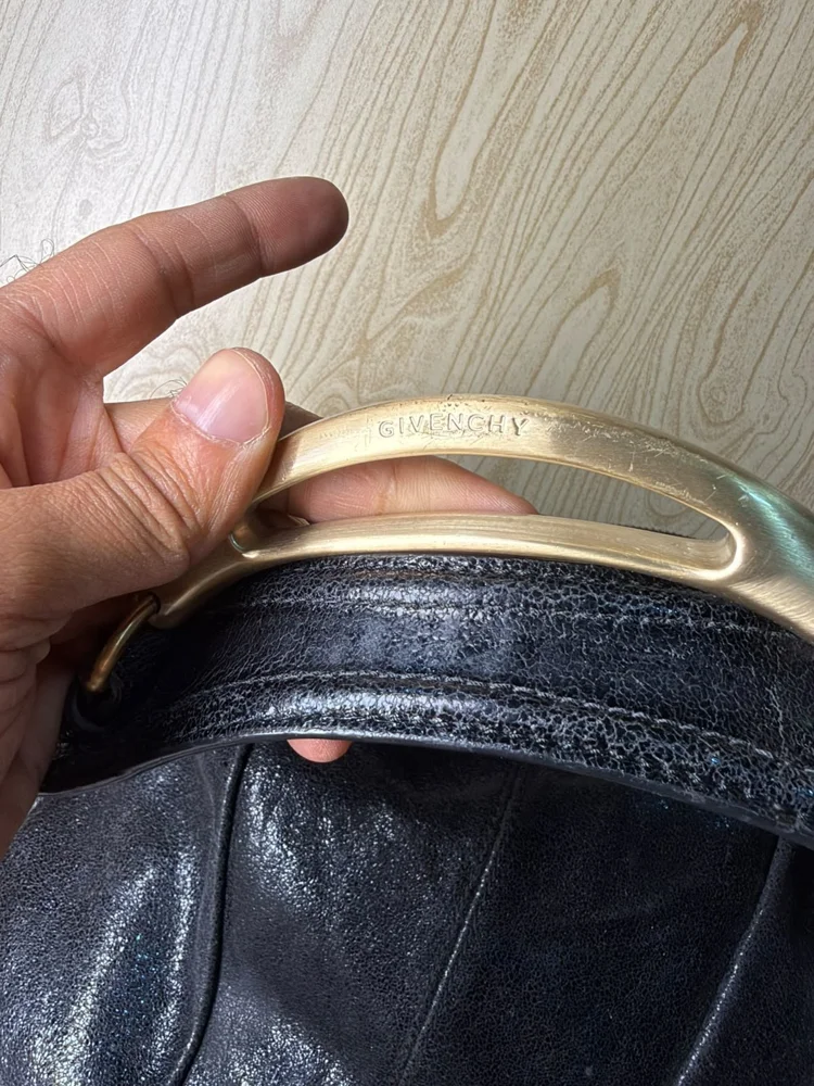 Givenchy Shoulder Bags, Excellent, photo 2