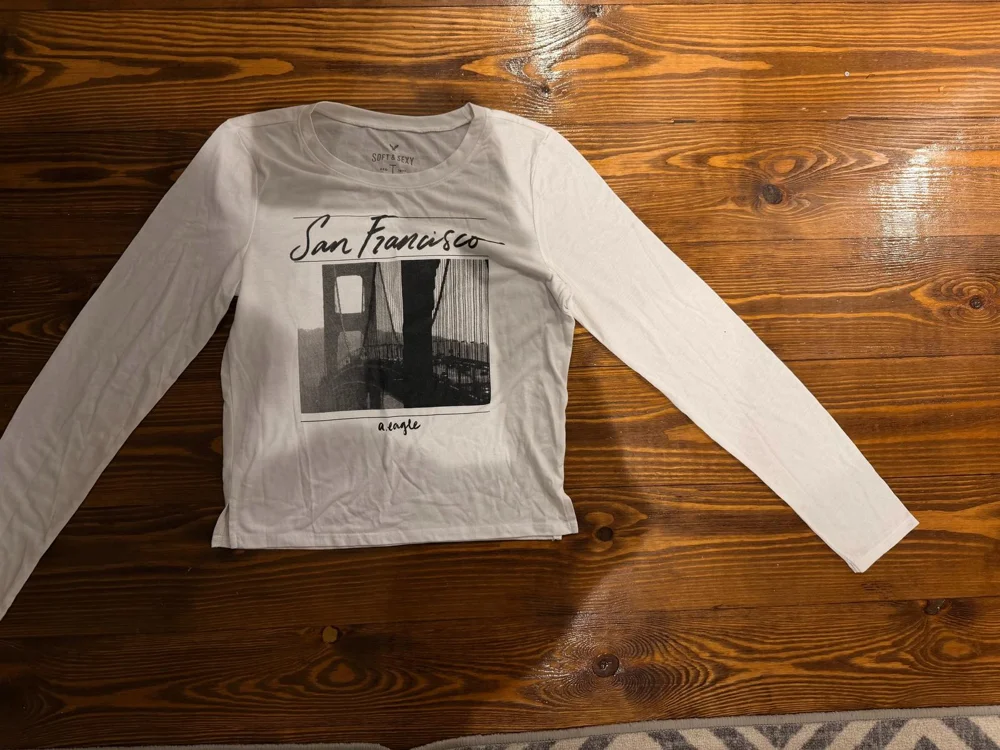 American Eagle Long Sleeve
