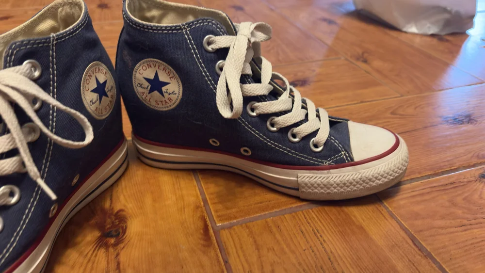 Converse Sneakers