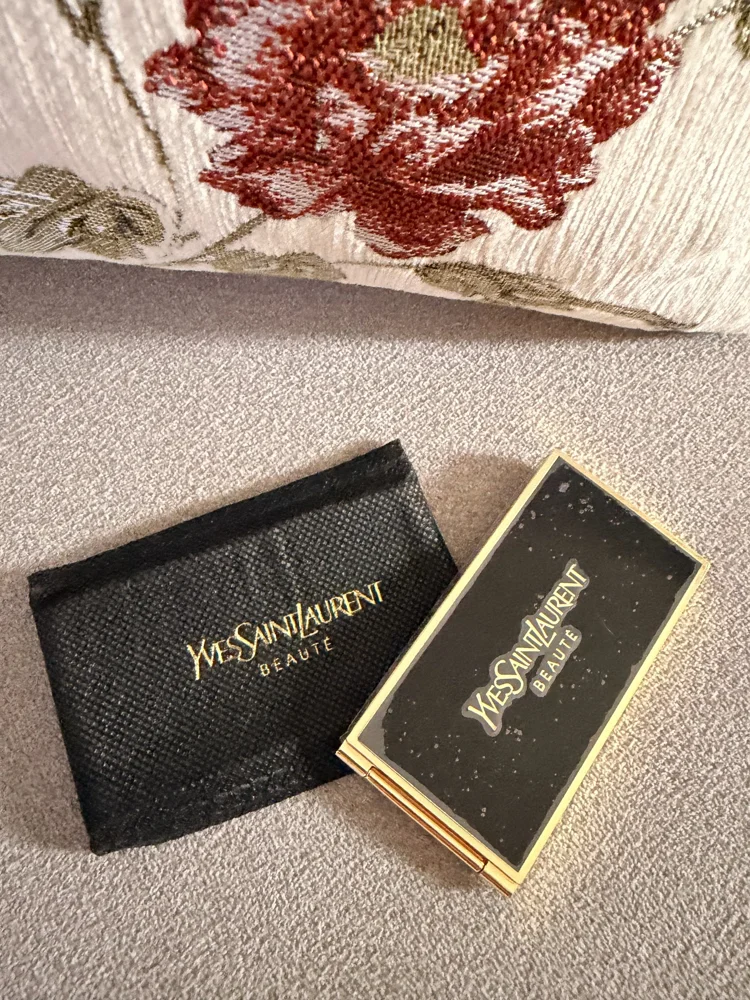 Yves Saint Laurent Brushes & Tools