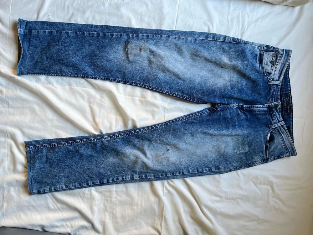 GUESS Jeans
