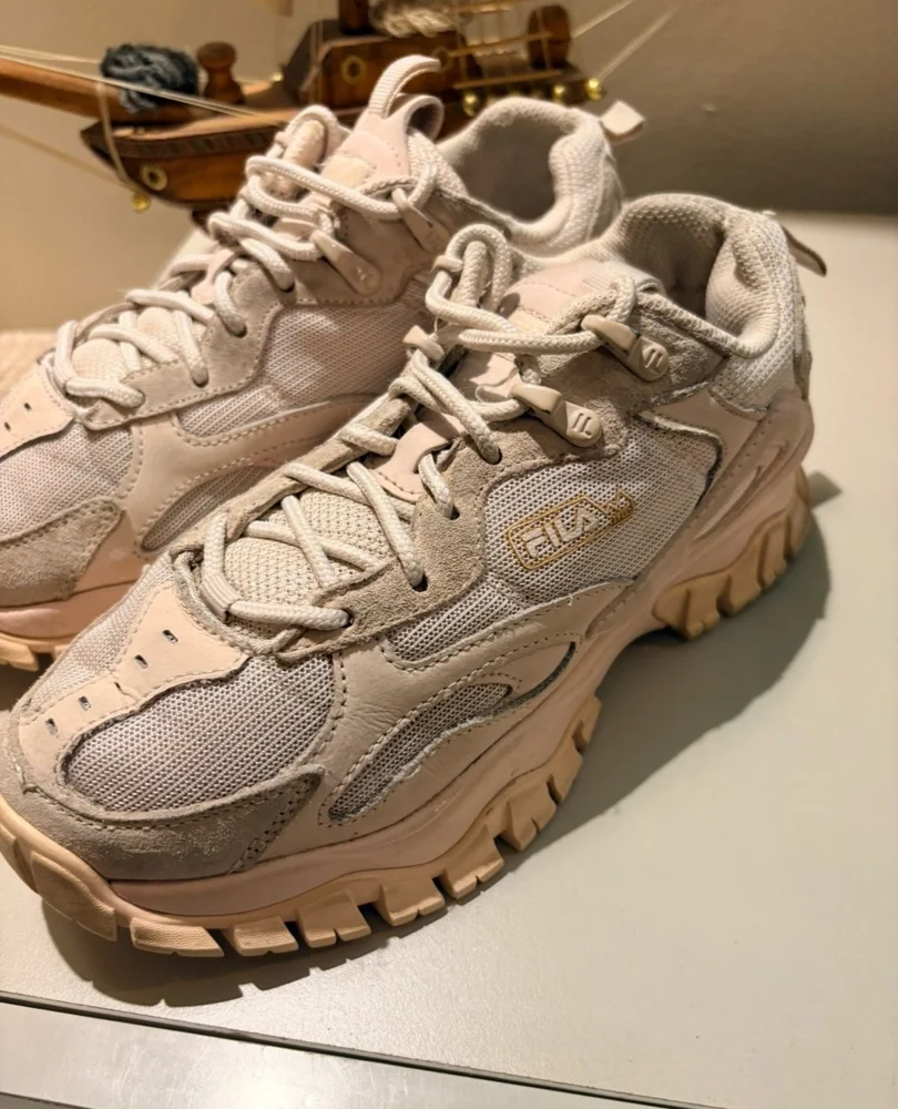 Villa Sneakers