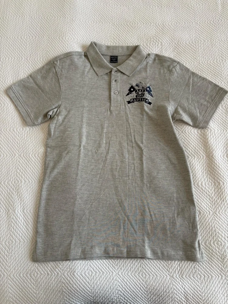 Nautica توبات
