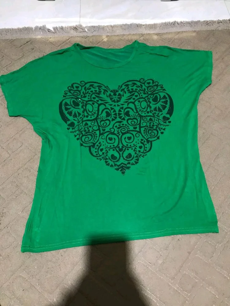 T-shirts, size Other, photo 2