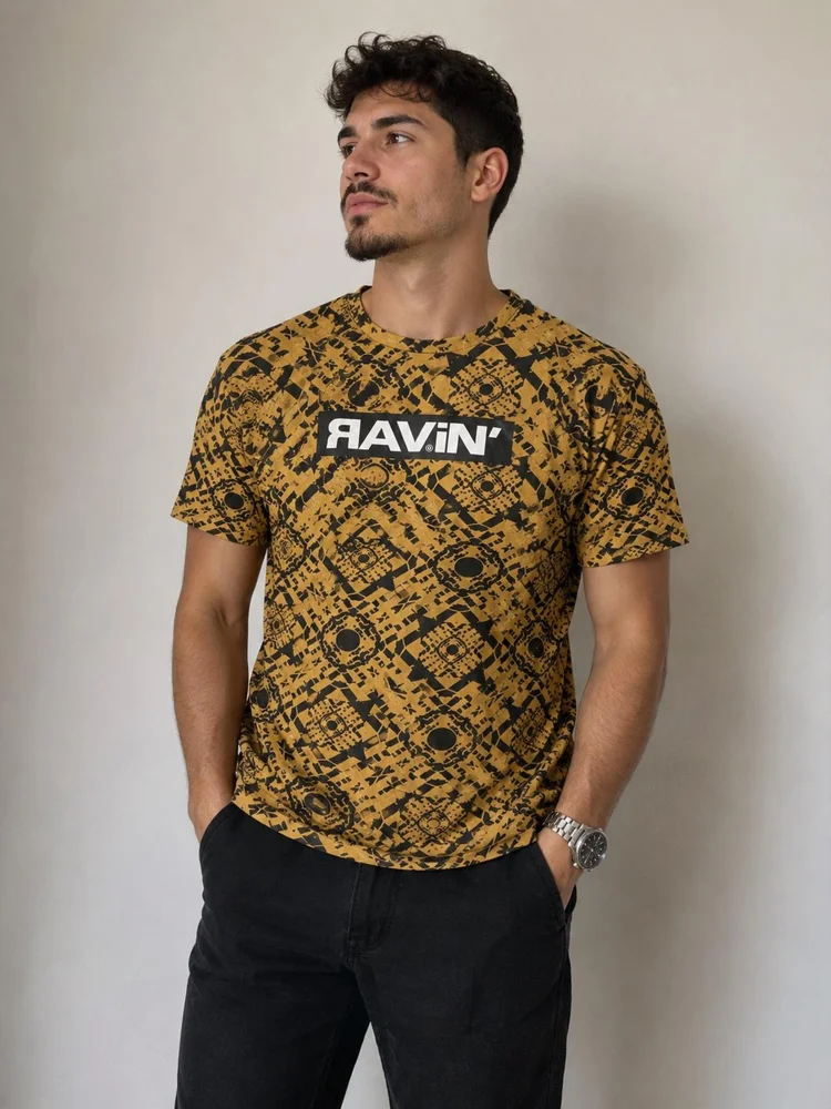 RAViN تيشيرتات