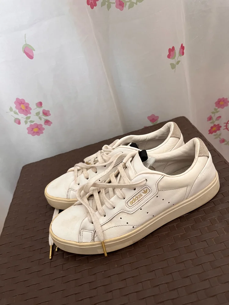 adidas Sneakers, size 40