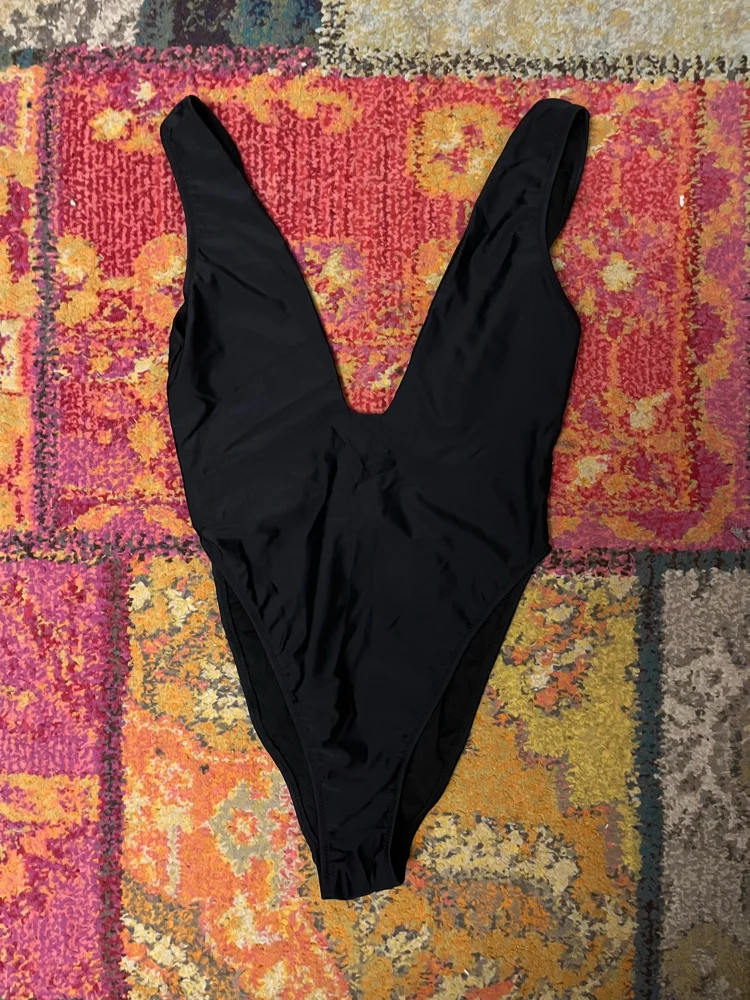 Missguided مايوهات قطعة واحدة