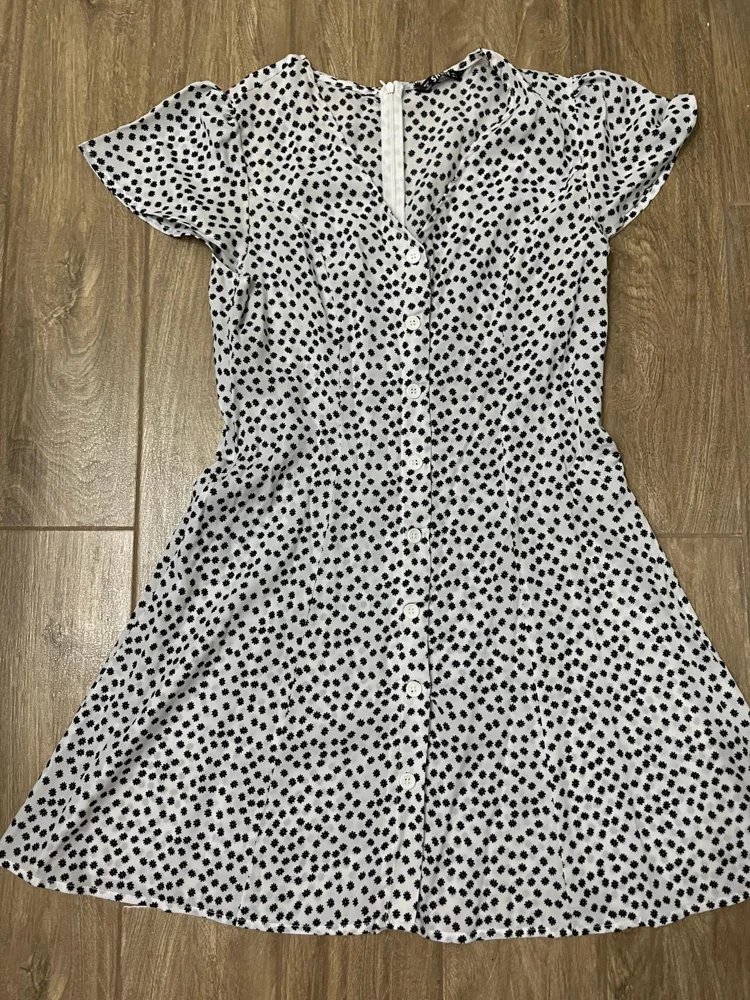 Shein فساتين قصيرة