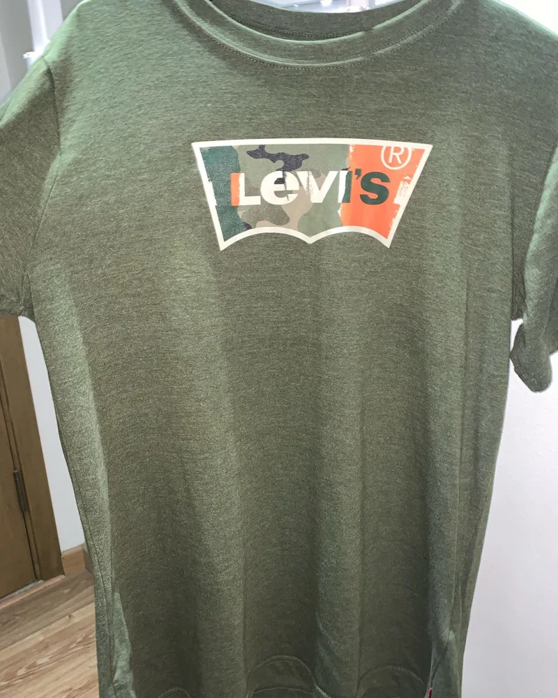 Levi's Tops