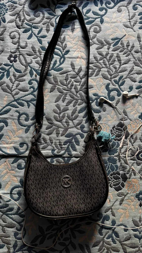 Shoulder Bags