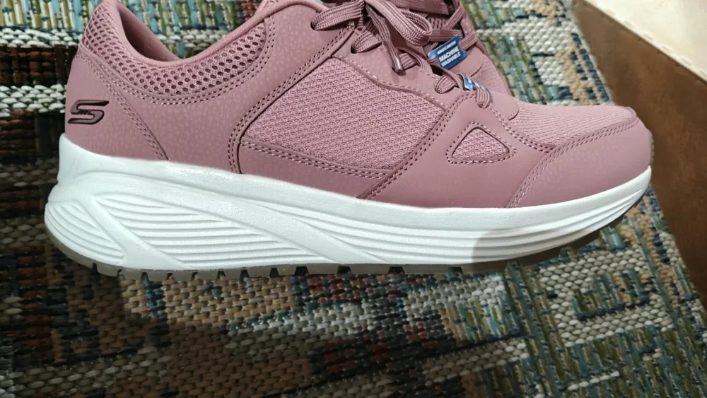 Skechers Sneakers, New with tags, size 41, photo 4