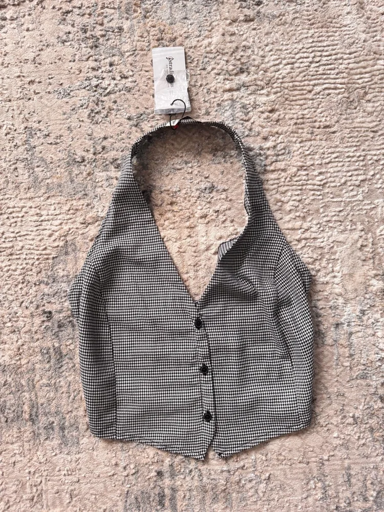 Stradivarius هالتر توب