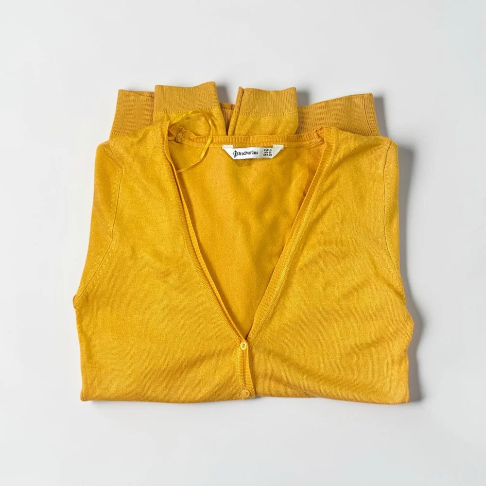 Stradivarius سويترات وبلوفرات