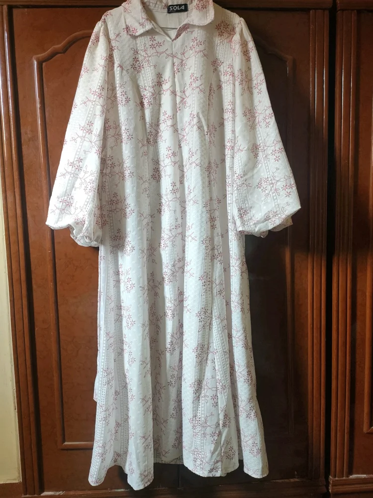 Local فساتين طويلة