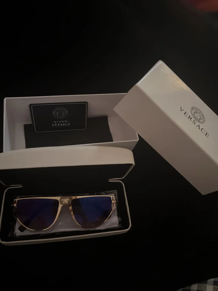 Versace نضارات شمس