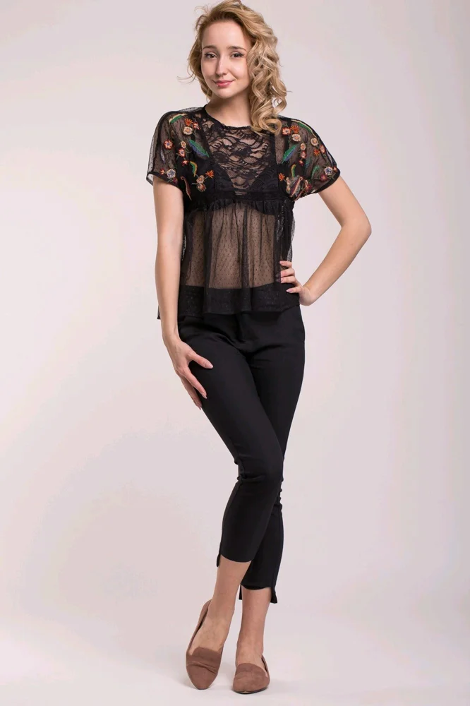 Zara قمصان