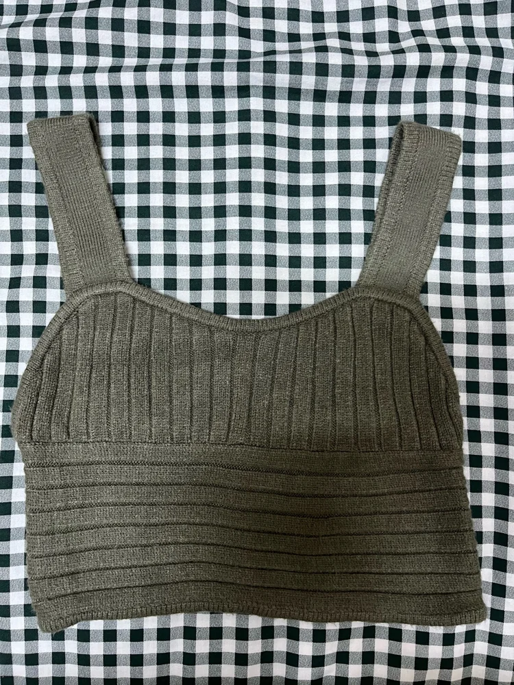 Zara Sweaters & Pullovers