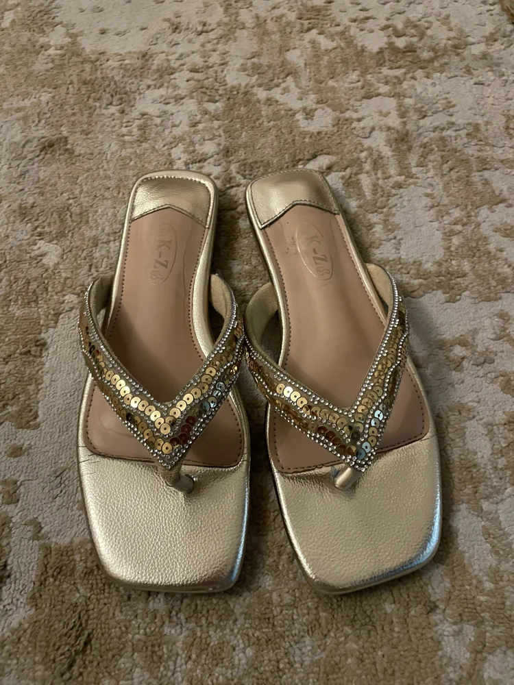 Vintage Dressing Flip-flops, size 39, photo 2