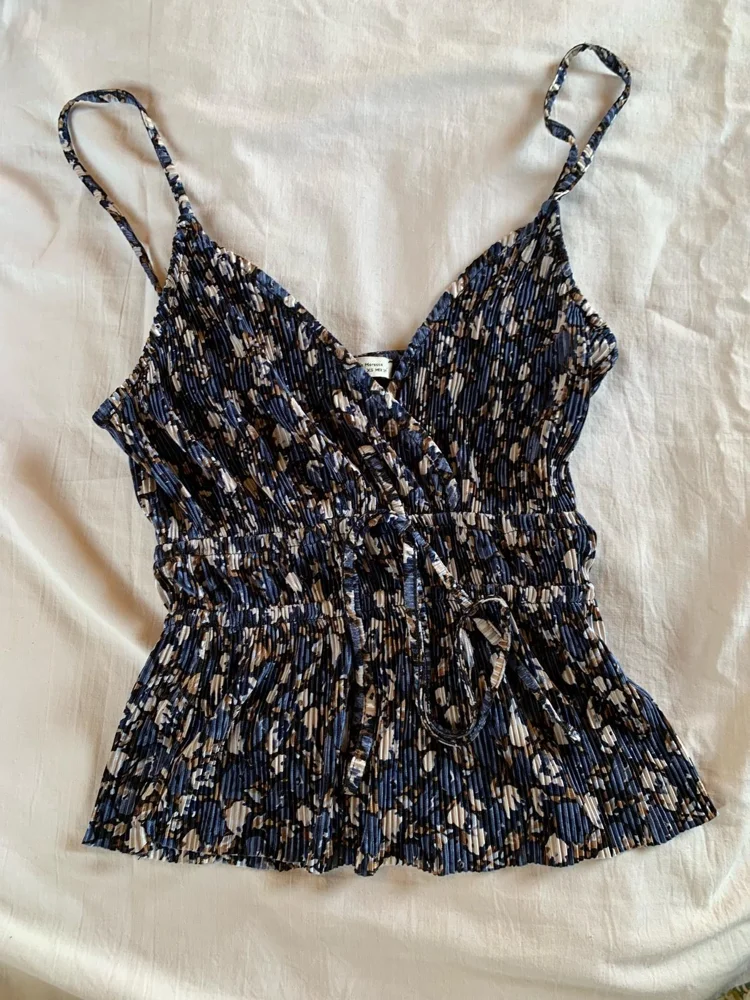 Pull & Bear كامي توب