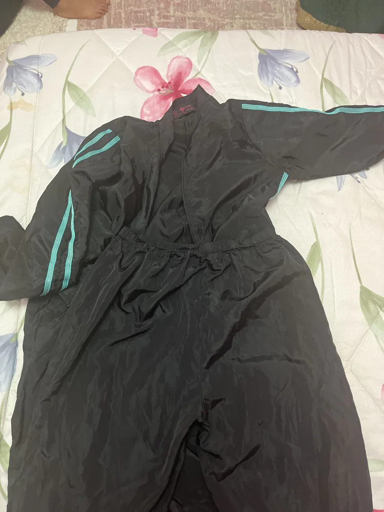 Suits, size L / 40 / 12