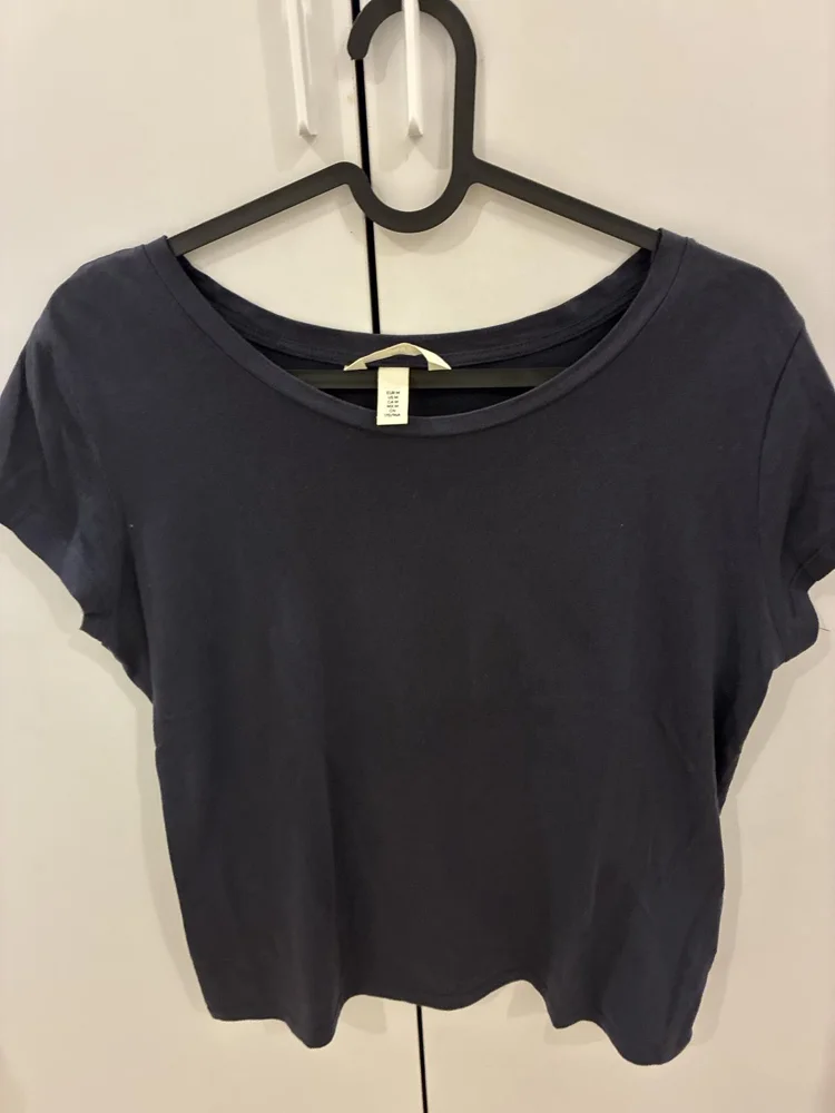 H&M T-shirts