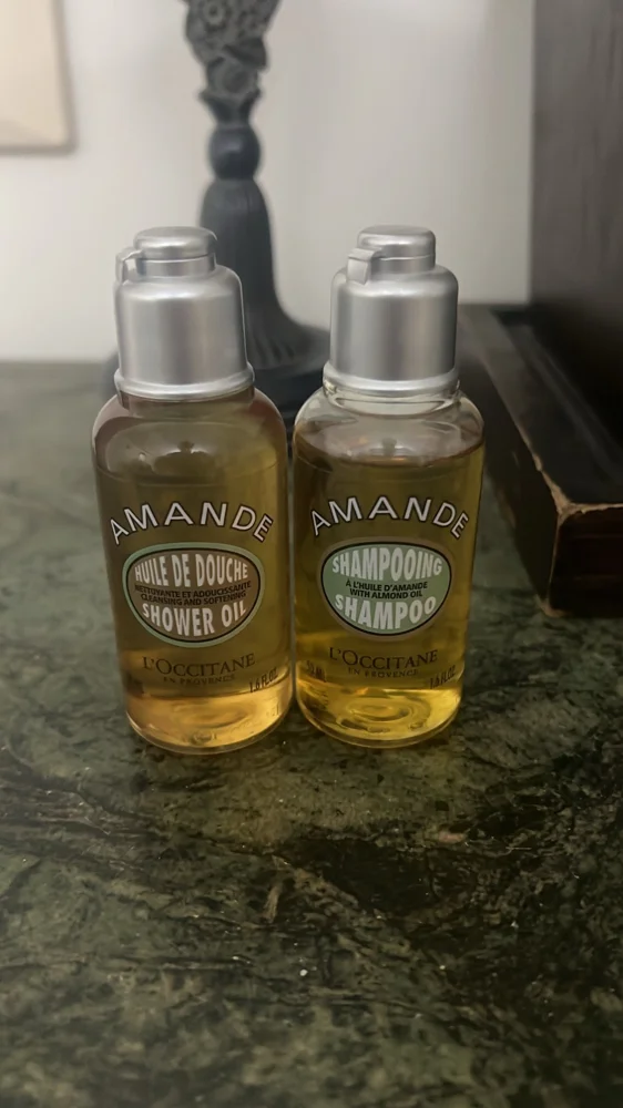 L'Occitane Shampoo, New with tags, photo 3