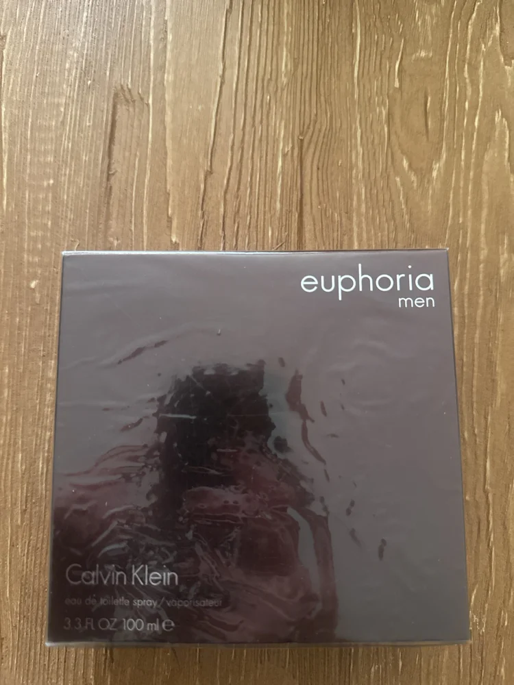 Calvin Klein Cologne & Perfume