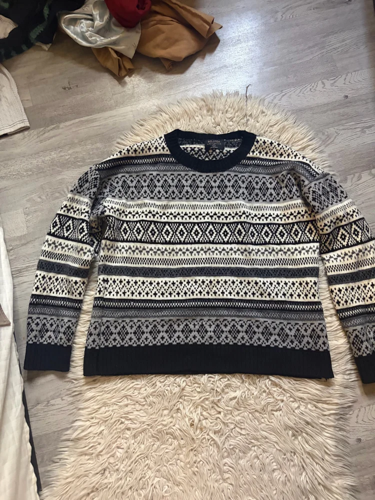 Rojada Sweaters & Pullovers, size L / 40 / 12