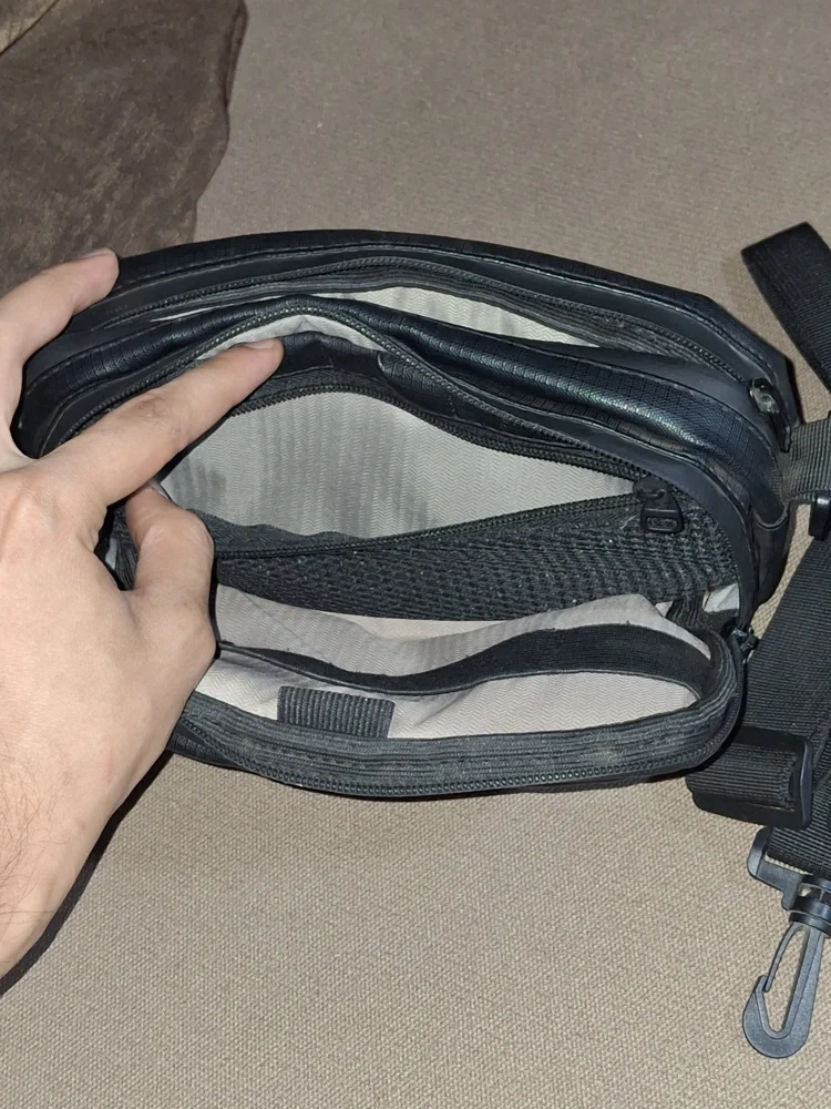 Local Cross-Body & Messenger Bags, Very good, photo 3