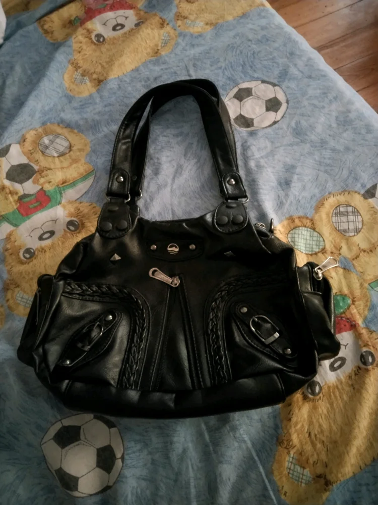 Helio Shoulder Bag
