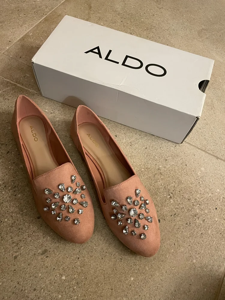 ALDO Flats